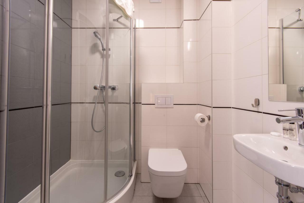 كاميين بومورسكي Marina Pallatium Premium Floor المظهر الخارجي الصورة