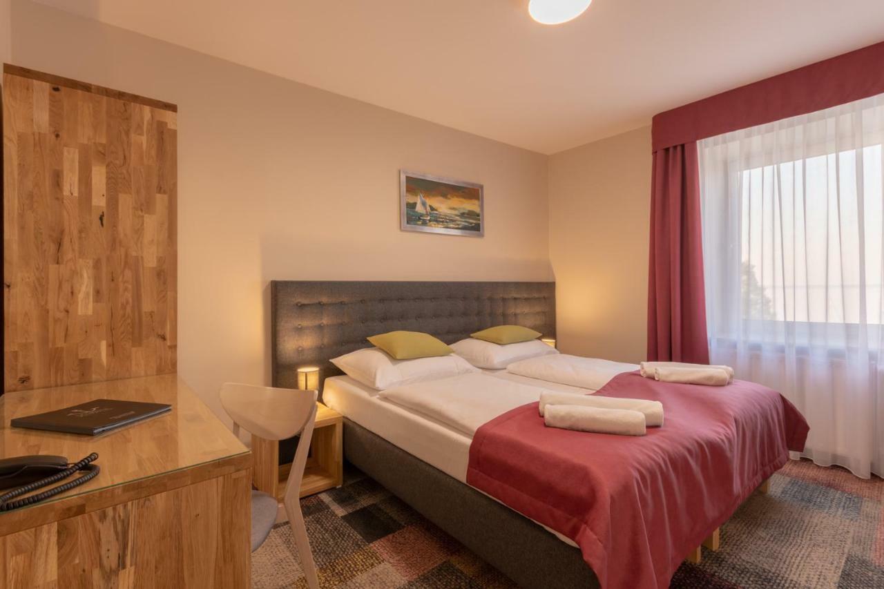 كاميين بومورسكي Marina Pallatium Premium Floor المظهر الخارجي الصورة