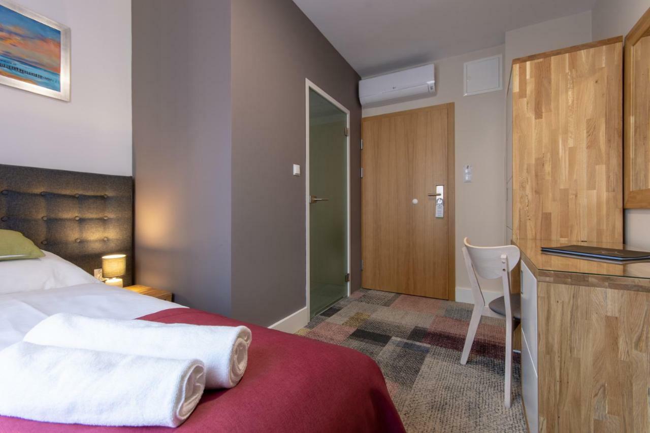 كاميين بومورسكي Marina Pallatium Premium Floor المظهر الخارجي الصورة
