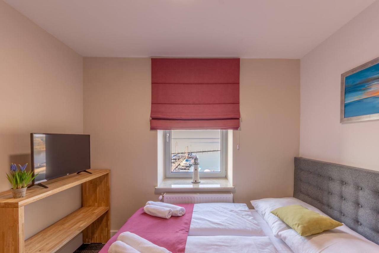 كاميين بومورسكي Marina Pallatium Premium Floor المظهر الخارجي الصورة