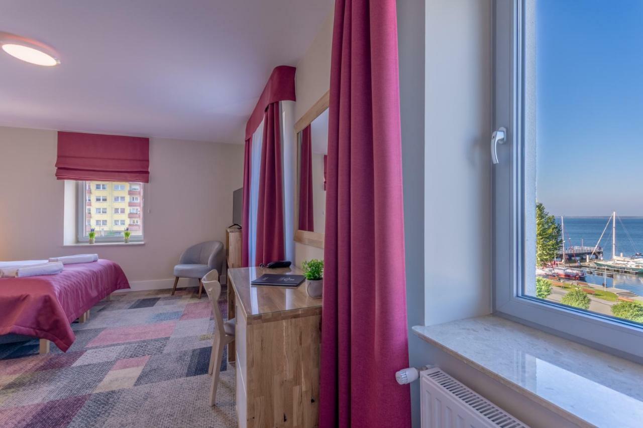كاميين بومورسكي Marina Pallatium Premium Floor المظهر الخارجي الصورة